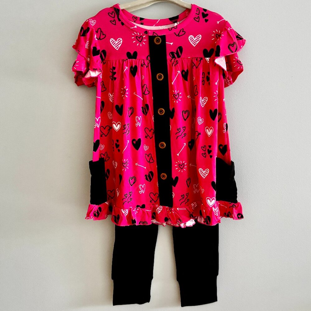 Laree and Co. Heart Doodles Bamboo Short Sleeve Peplum and Legging Set NWT 5/6